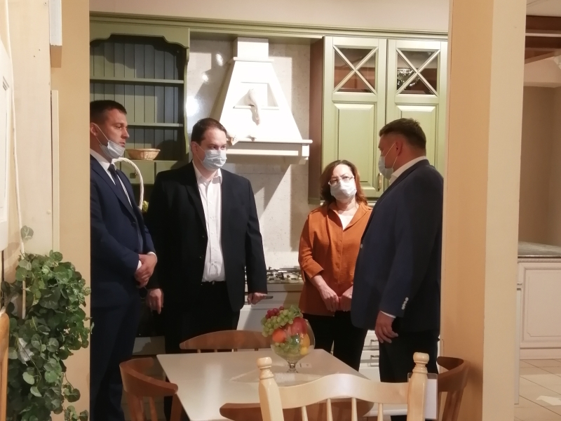 Экомебель принимает гостей Экомебель принимает гостей